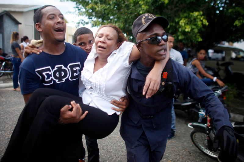 Illustration for article titled Striking Images From Oscar Taveras's Funeral In The Dominican Republic